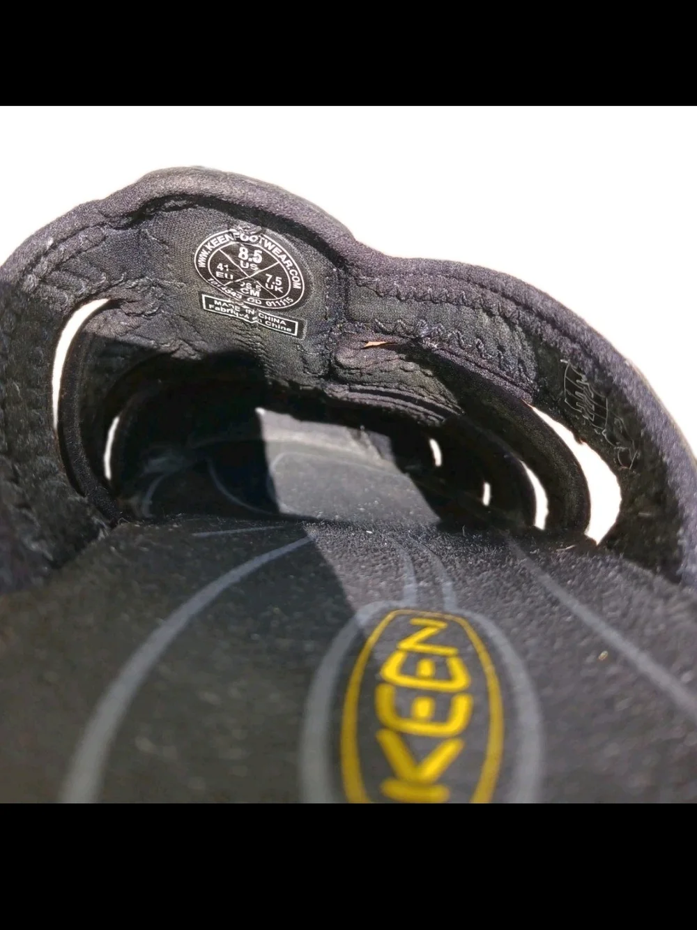KEEN Men's Aruba Black Closed-Toe Slide Slip-On Sandals US 8.5 EU 41